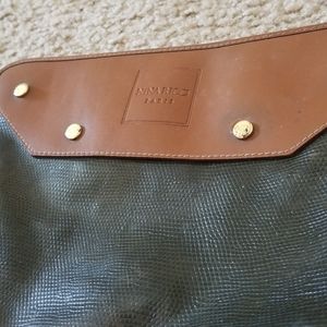 Nina Ricci clutch